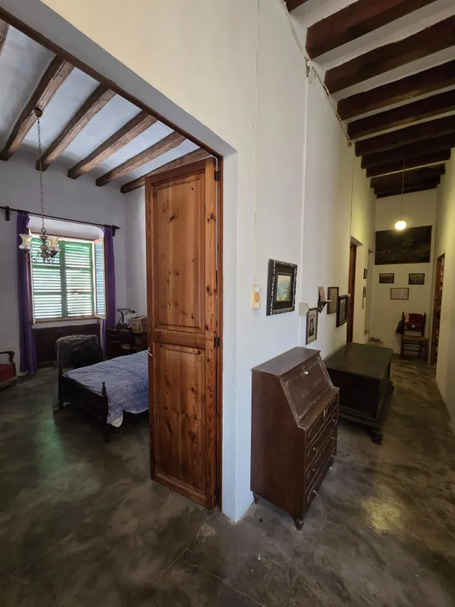 Encantadora Casa en Pollença con Amplios Espacios — 9
