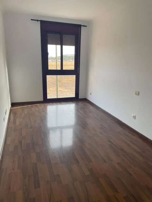 PISO EN VECINDARIO — 11