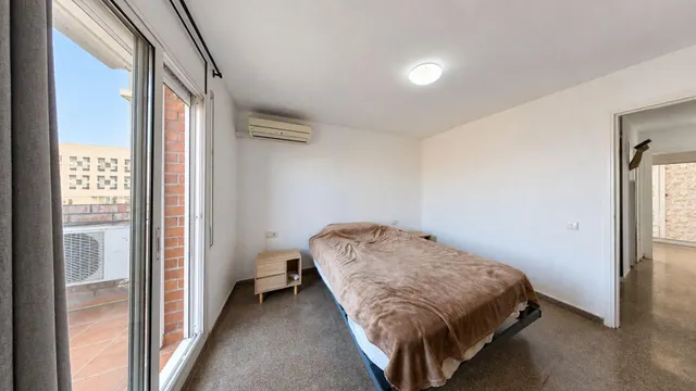 Chalet pareado en venta. — 18