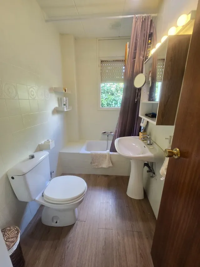 Venta chalet en la llacuna zona urb. la piscina con jardín, garaje y vistas!! — 29