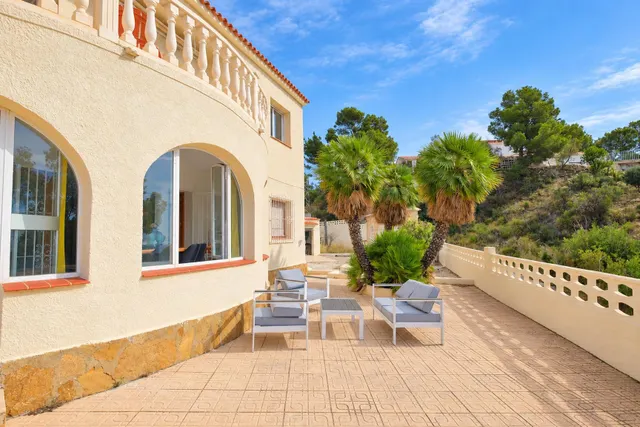 Villa con piscina, orientación sur y vistas al mar y montaña en Calpe — 49