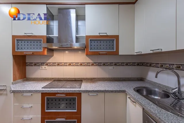 Piso en venta en Santa Fe con garaje y terraza. — 7