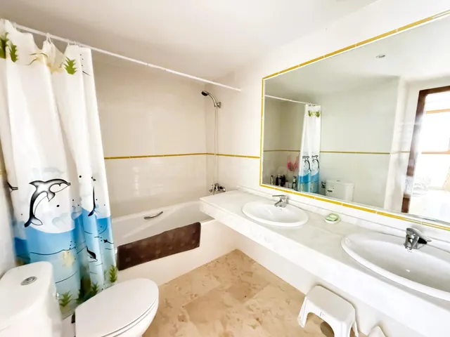 Apartamento con vistas al mar en Punta Prima, La Entrada — 10
