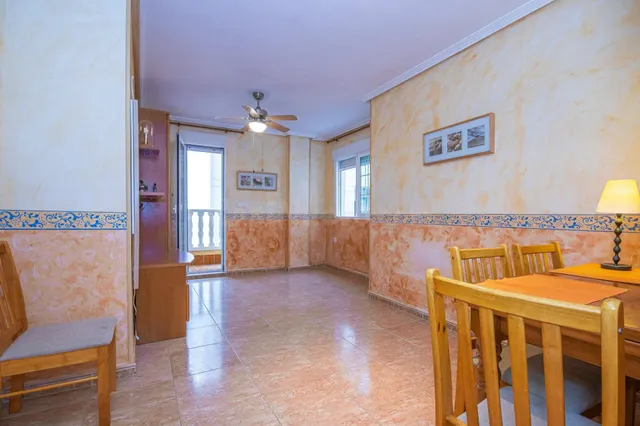 SE ALQUILA APARTAMENTO DE 1 DORMITORIO Y 1 BAÑO EN TORREVIEJA ( PLAYA DEL CURA ) — 5