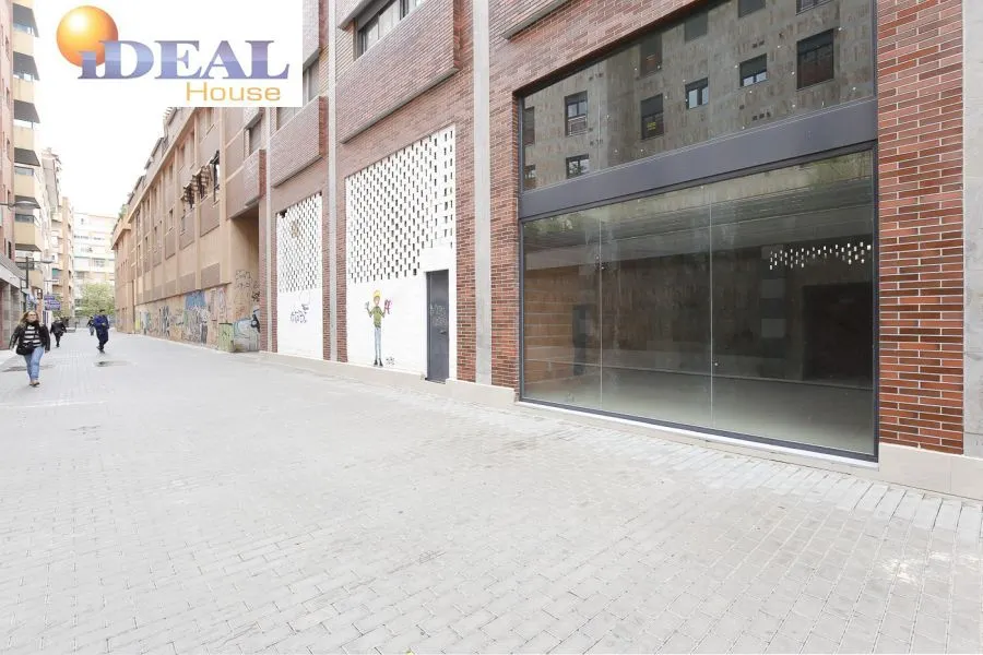 Oportunidad de inversión en local comercial al lado de Constitución.