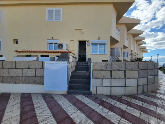 Chalet Adosado en San Miguel de Tajao. Arico - foto 4