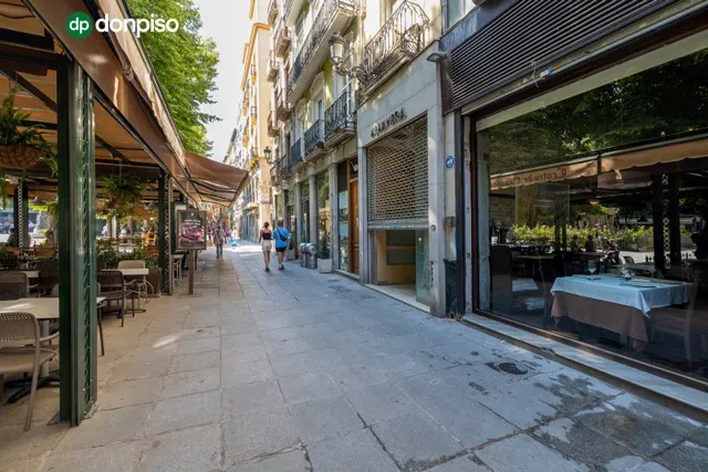 A la venta edificio en plaza bib-rambla — 19