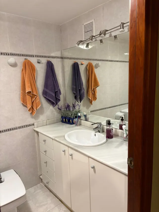 AMPLIO PISO DE 4 habitaciones Y DOS BALCONES EN RIERA MIRÓ, REUS — 26