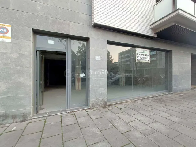 VENTA DE LOCAL COMERCIAL A PIE DE CALLE EN CAPPONT - foto 2