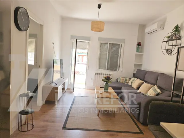 Acogedor Piso Reformado en Alicante - Garbinet-Parque de las - foto 3