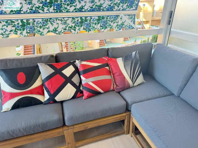 APARTAMENTO MODERNO EN EL CAMPELLO A 100 METROS DEL MAR, CON PISCINA, TERRAZA Y ZONAS COMUNES COMPLETAS — 38