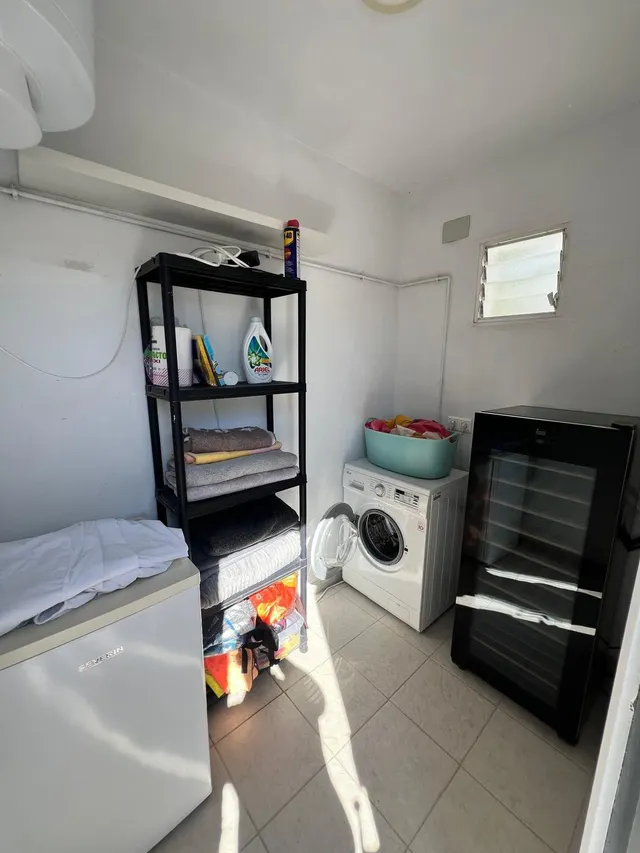 Casa reformada con terraza, Alicante, Torrevieja. 3 habitaciones, 74 m2, 1 kilómetro del mar — 10
