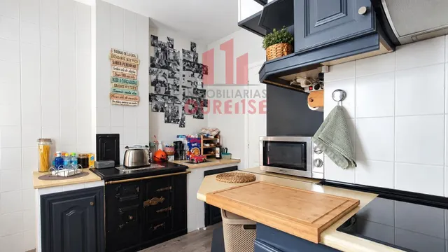 Amplia vivienda reformada situada en el couto. — 10