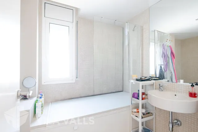 Chalet con piscina y 6 habitaciones en Can Regasol — 35