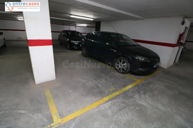 Garaje en venta ( zona centro de salud) — 5