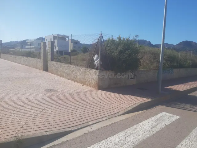 SOLAR CANTONERO EN ÁREA 6 - foto 2