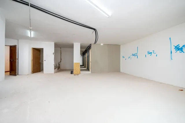 LOCAL DE 284 m2 EN ZONA CASTILLO DE BELLVER — 15