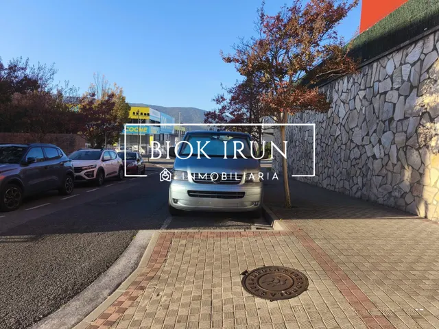 Garaje cerrado de 16 m2 en venta en alto arretxe, Irun — 8