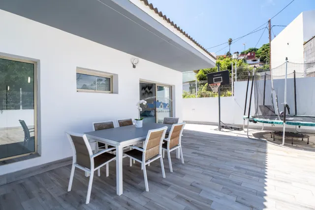 Chalet independiente en venta — 33