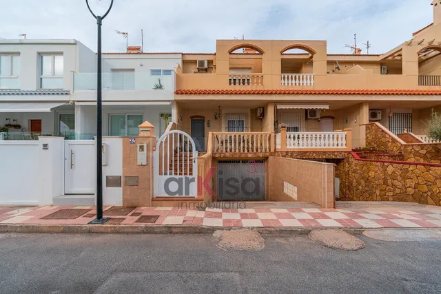 VIVE JUNTO AL MAR EN BALANEGRA | DÚPLEX DE 4 DORMITORIOS CON