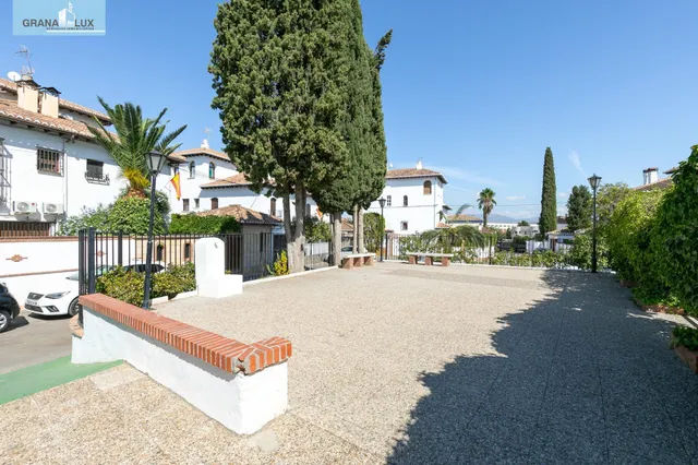 TU NUEVA VIVIENDA EN URBANIZACION EXCLUSIVA JUNTO A GRANADA — 30