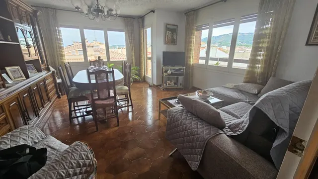 ÁTICO A LA VENTA EN EL CENTRO DE PINEDA DE MAR Y PISCINA COMUNITARIA — 7