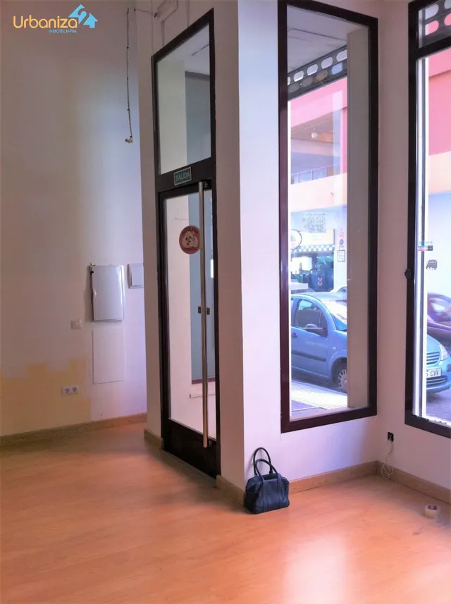 Local en Mª Auxiliadora totalmente reformado — 3