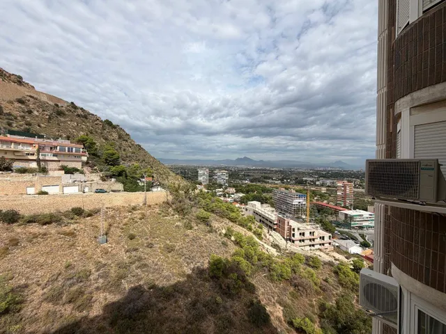 Encantador piso en Raval Roig-Virgen del Socorro, Alicante - €310,000 — 17
