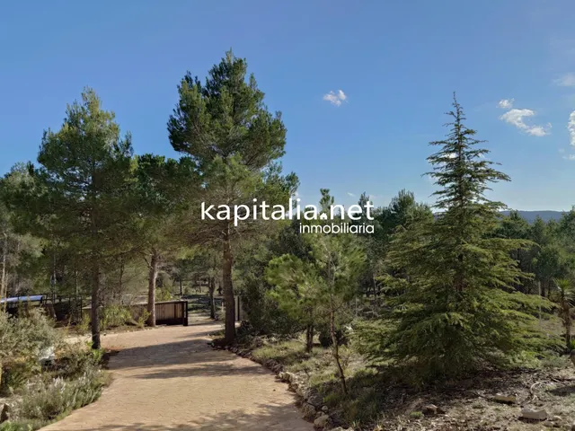 Chalet a la venta en la Sierra Mariola, Bocairent — 12