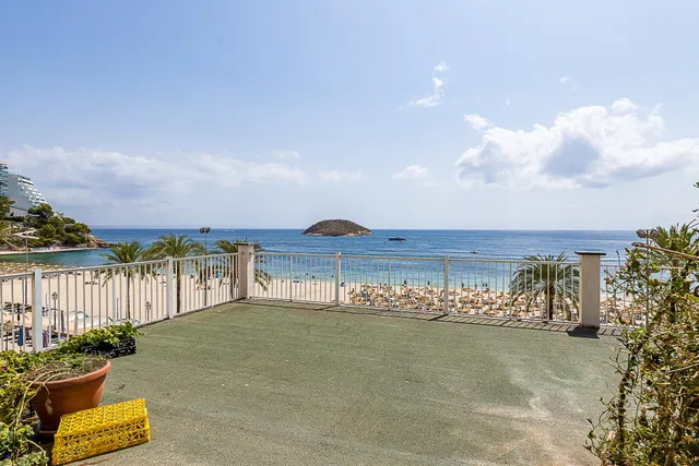 Local comercial en primera línea de playa en Magaluf — 18