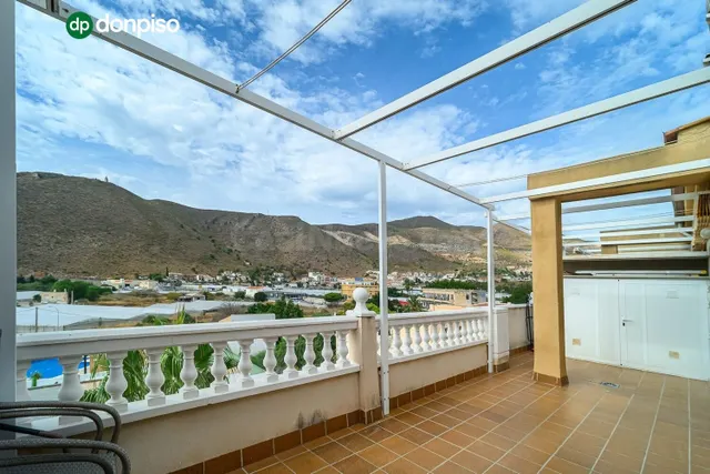 Estupendo piso en venta ubicado en Castell de Ferro — 2