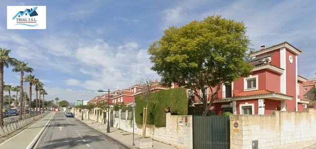 Venta casa en Salteras (Sevilla) — 2