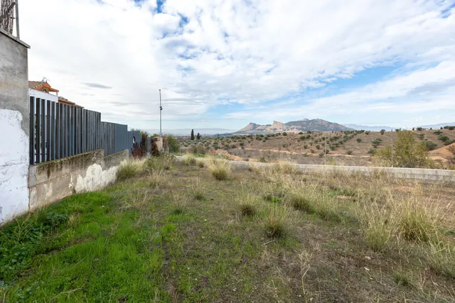 Terreno en Peligros: 2,773 m2 de Oportunidad y Potencial — 23