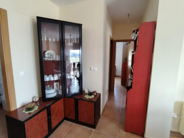PISO EN HONDON DE LOS FRAILES — 8