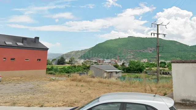 VENTA SOLAR URBANO EN LA PLACA — 2
