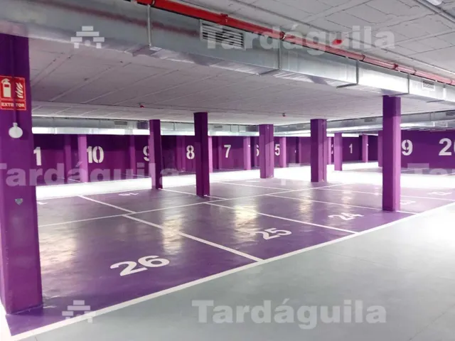 PLAZAS DE GARAJE CTRA LEDESMA — 12