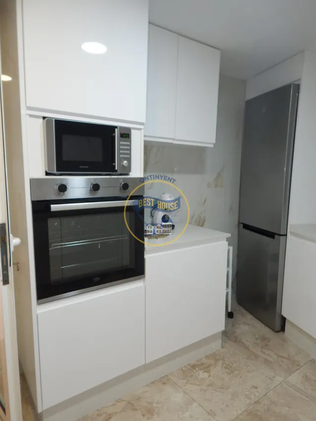 Casa Espaciosa en Montesa: Comodidad y Estilo — 36