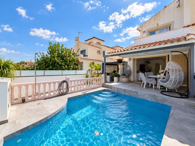 Casa 3 habitaciones 94m² en venta - Mil Palmeras — 31