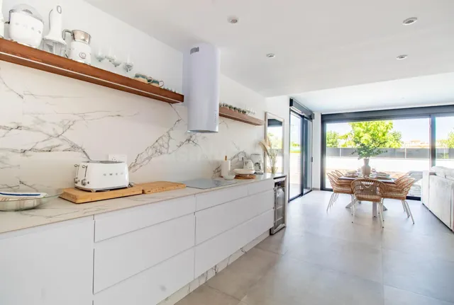 Villa de 3 dormitorios y 3 baños en santiago de la rivera (san pedro del pinatar) — 20