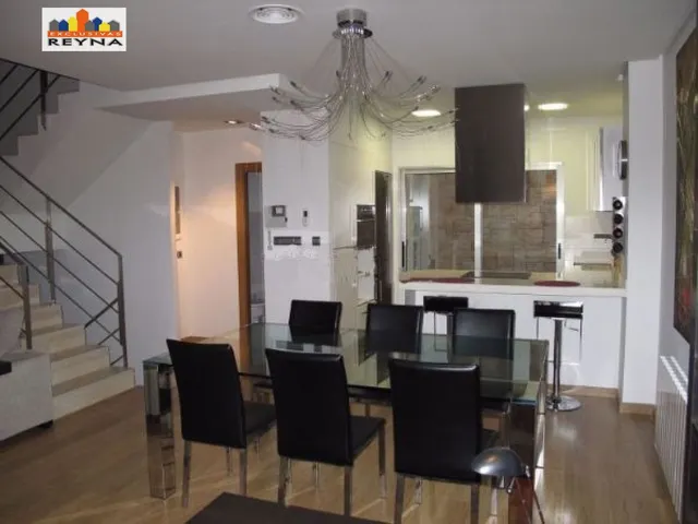 SE VENDE ESTUPENDO EDIFICIO COMO VIVIENDA UNIFAMILIAR EN EL CENTRO DE ELCHE — 9