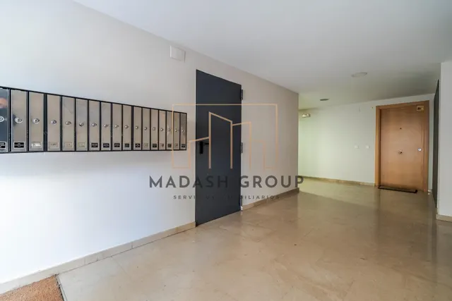 Ático totalmente reformado con terraza y solárium de 45 m2 en Vila-seca — 30