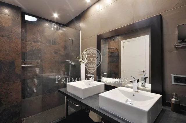 Casa en venta en Sant Cebria de Vallalta. Urb. Vistamar — 15