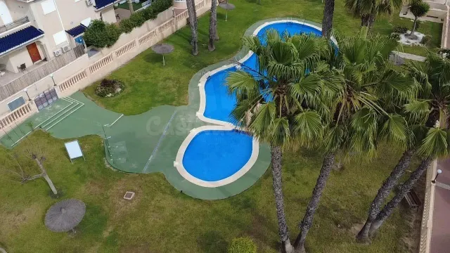 BUNGALOW PLANTA ALTA CON SOLÁRIUM EN ORIHUELA COSTA, ZENIAMA