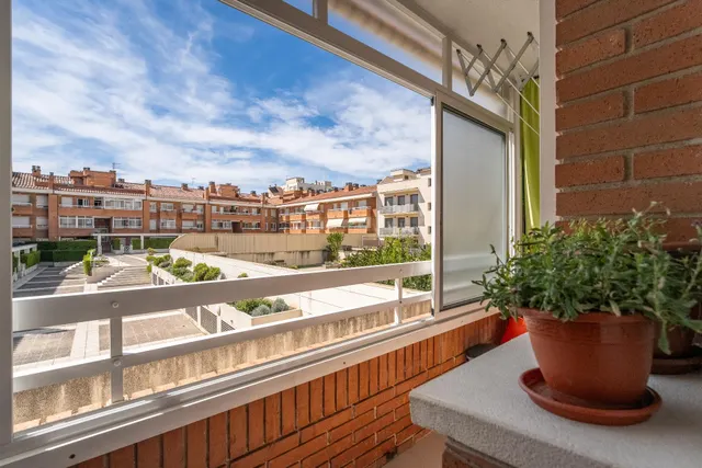Piso con piscina zona alta de Reus — 25