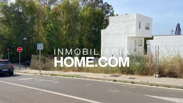 Parcela Urbana de Esquina 100% Edificable en el Centro de Alhaurín de la Torre — 2
