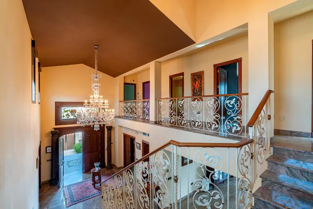 Exclusivo Chalet Independiente en Almerimar: Elegancia, Amplitud, Privacidad, Gran Parcela, Excelentes Calidades y Acabados de Lujo — 25