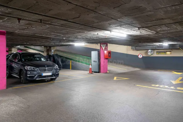 Parking 10m² en alquiler - Eixample — 3