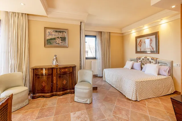 EXCLUSIVA VILLA CON VISTAS A LA BAHÍA DE PALMA EN MARRATXI — 43