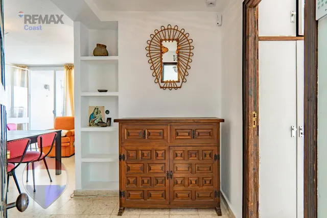 Dos apartamentos en uno, con espectaculares vistas al mar, junto al puerto deportivo de Estepona — 21