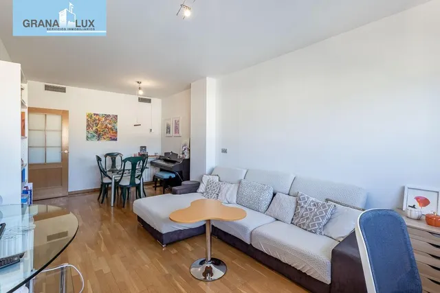 Ático dúplex en Campus de la Salud — 13